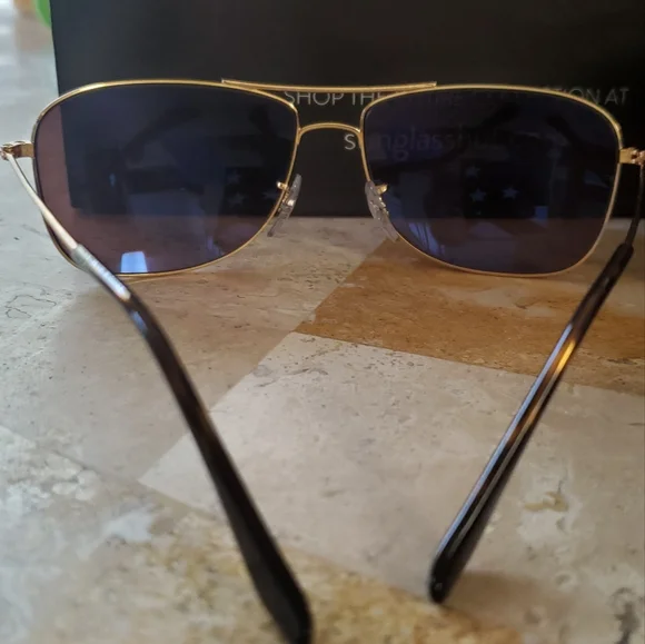 RayBan Women's Sunglasses - Picture 2 of 11